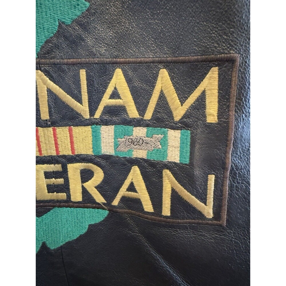 Vietnam Veteran Leather Vest Adult Medium Armed Forces Military - Picture 3 of 16